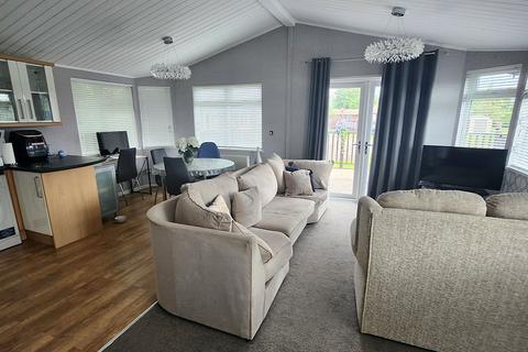 3 bedroom holiday lodge for sale, Redwood, Flamingo Land, Kirby Misperton YO17
