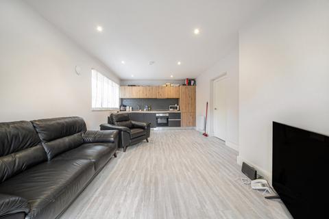 2 bedroom apartment for sale, Ruislip Road, Northolt, Middlesex