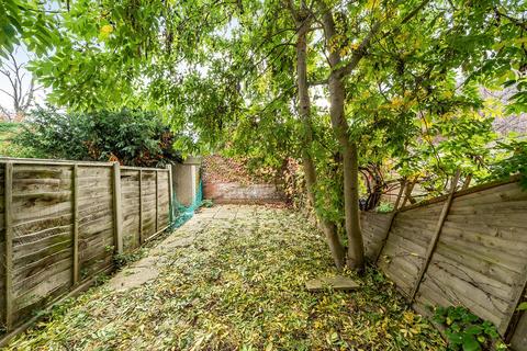 60 Vincent Road, Kingston Upon Thames, KT1 3HJ