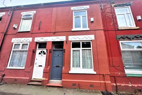 2 bedroom house to rent, Grasmere Street, Manchester