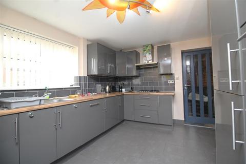 21 Dover Road, Walton, Peterborough, PE4 6JG