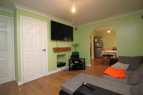 21 Dover Road, Walton, Peterborough, PE4 6JG