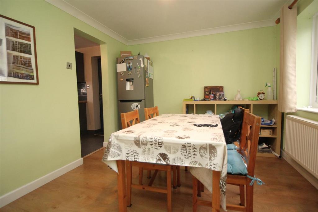 Dining room .JPG