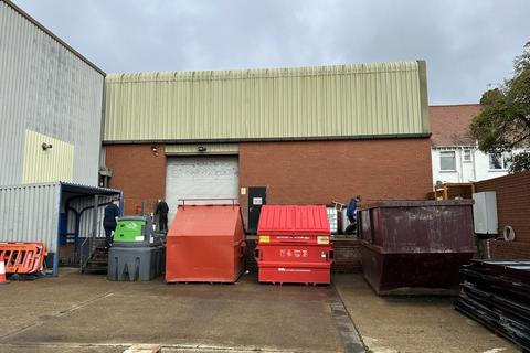 Industrial unit to rent, Hove BN3