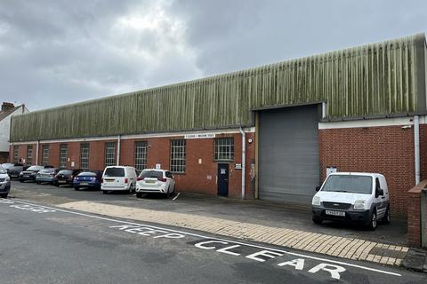 Industrial unit to rent, Hove BN3