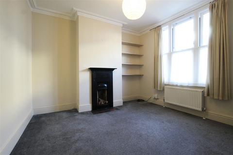 2 bedroom terraced house to rent, Argyle Street, Cambridge CB1