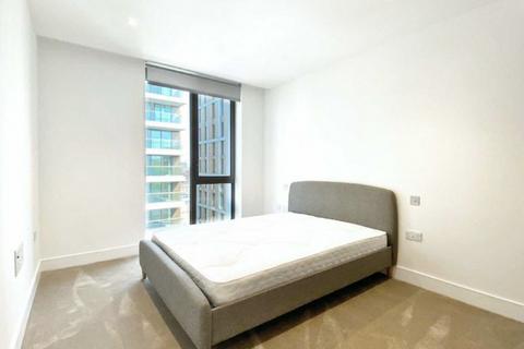 1 bedroom apartment to rent, Radley House, London, SW11