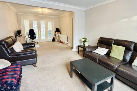 3 bedroom semi-detached house for sale, The Crossways,  Hounslow, TW5