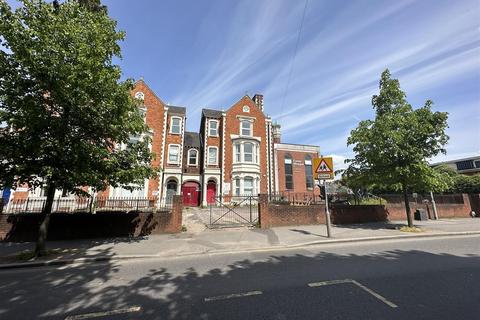 2 bedroom flat to rent, York Road, Exeter EX4