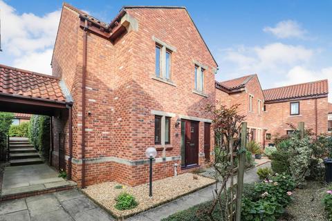 2 bedroom end of terrace house for sale, Avenue House Court, Goldsborough, Knaresborough