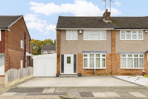 3 bedroom semi-detached house for sale, Slaidburn Avenue, Silverdale NG11