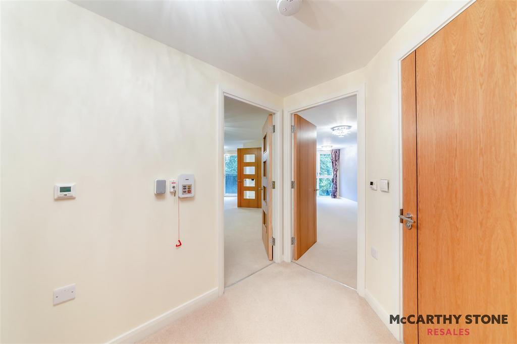 8625561-interior04.jpg