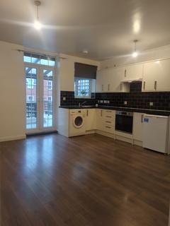 2 bedroom flat to rent, Flat 4 Middleton Road