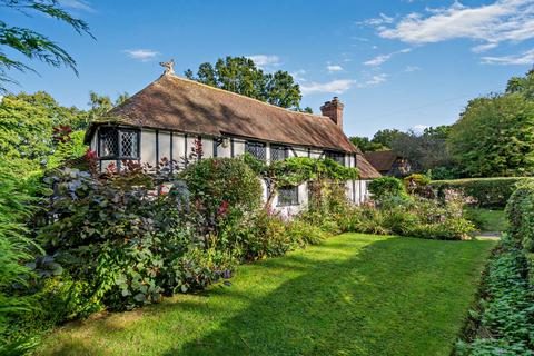 3 bedroom detached house for sale, Eastern Road, Wivelsfield Green, Haywards Heath, West Sussex