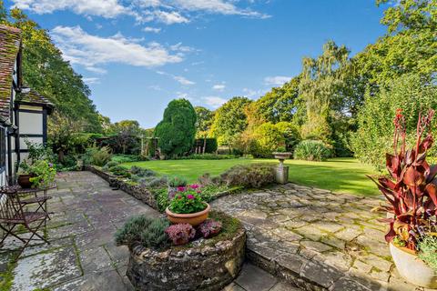 3 bedroom detached house for sale, Eastern Road, Wivelsfield Green, Haywards Heath, West Sussex