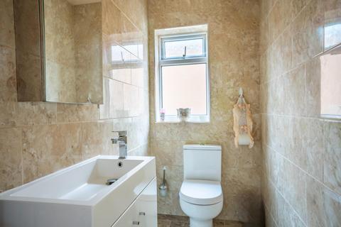 73 Dringthorpe Road, York, YO24 1LF