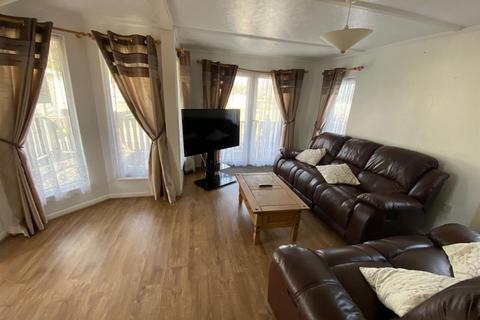 3 bedroom park home for sale, Beach Farm Park, Arbor Lane, East Pakefield, Lowestoft, Suffolk.