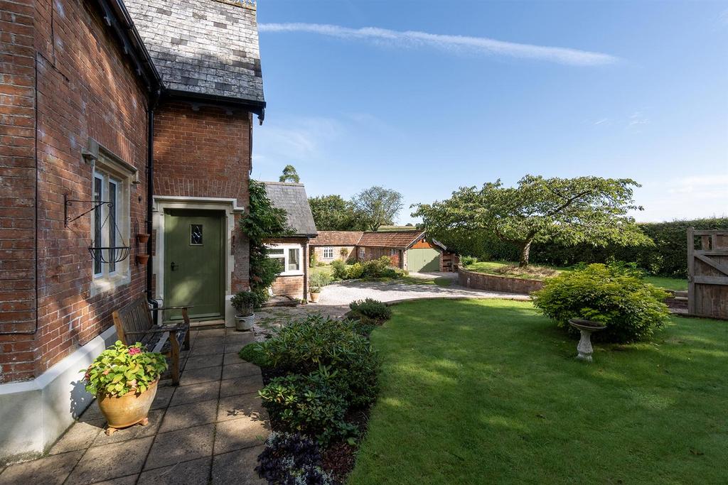 2 Middle Lodge.43.jpg