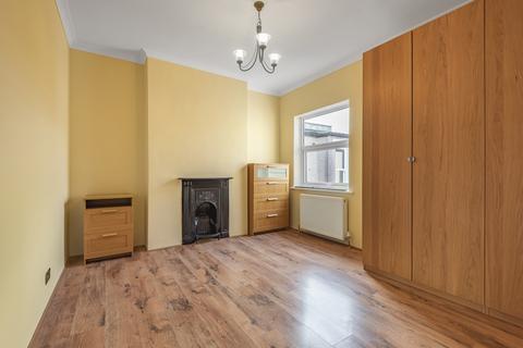 3 bedroom maisonette to rent, Hotham Road Wimbledon SW19