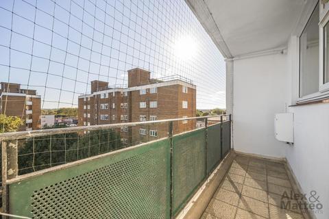 3 bedroom flat to rent, Landman House, Bermondsey, SE16