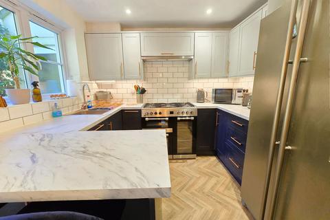 1 Bluebell Close, Pillmere, Saltash, PL12 6XH