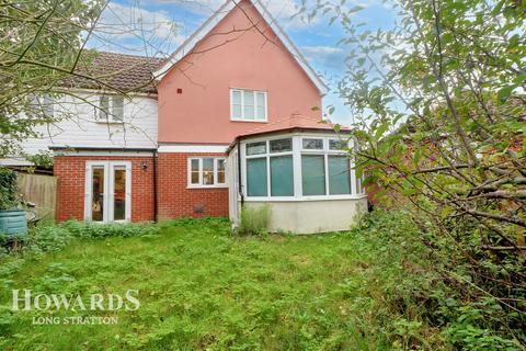 4 bedroom link detached house for sale, Blackthorn Close, Diss