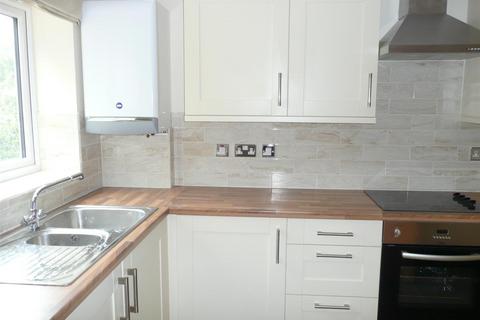 2 bedroom apartment to rent, Gable Crest, Stibbs Hill, Bristol