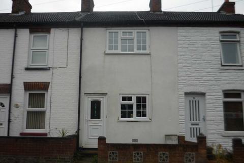 2 bedroom terraced house to rent, Victoria Road, Milton Keynes MK2