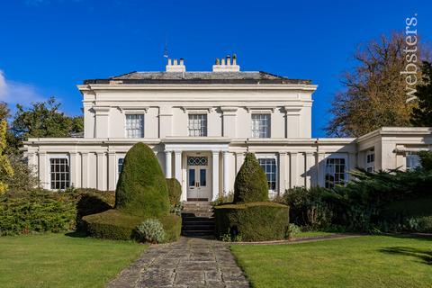 3 bedroom ground floor flat for sale, Norwich Road, Norwich NR9