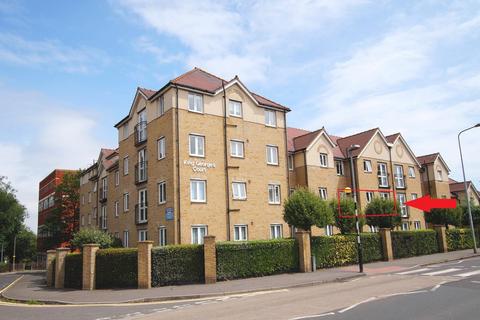 1 bedroom retirement property for sale, King Georges Close, Rayleigh, SS6