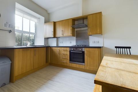 3 bedroom maisonette to rent, 22a Lake Road, Bowness on Windermere. LA23 3AP