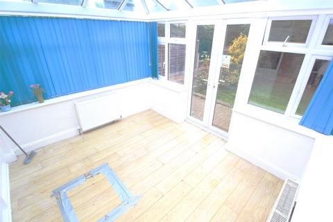 3 bedroom bungalow for sale, Brookhill Road, Hertfordshire EN4