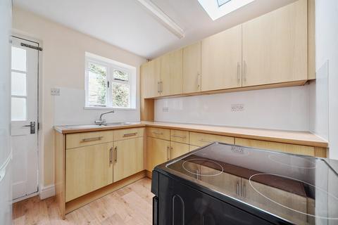 3 bedroom end of terrace house for sale, Oak Street, Somerset BA2