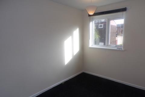 3 bedroom terraced house to rent, Dallas Court, Hemlington, Middlesbrough