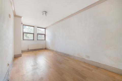 2 bedroom flat for sale, Kangley Bridge Road, Sydenham, London, SE26