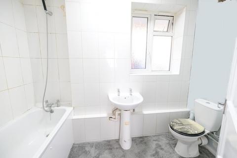 16 Palewell Close, Orpington, BR5 3BX
