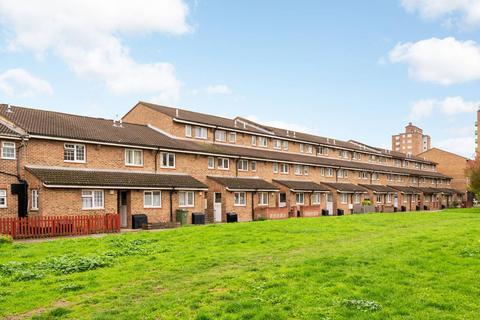 4 bedroom terraced house for sale, Canterbury Place, Elephant and Castle, London, SE17