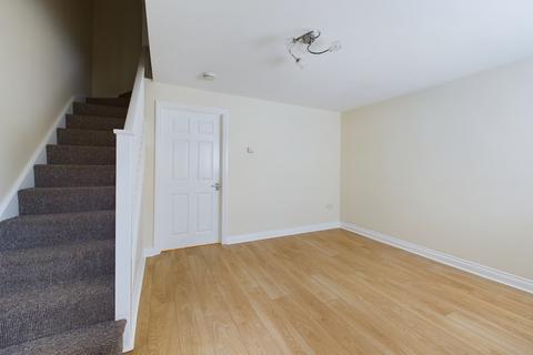 2 bedroom end of terrace house to rent, Fraser Road, Plymouth PL5