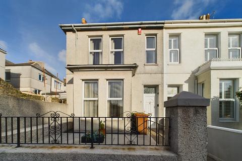 4 bedroom semi-detached house to rent, Carmarthen Road, Plymouth PL4