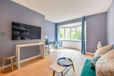 2 bedroom flat for sale, Perryn Road, Poet's Corner, W3