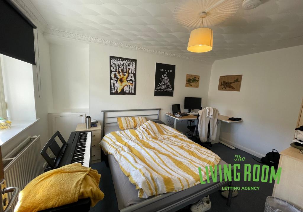 Bedroom (4)
