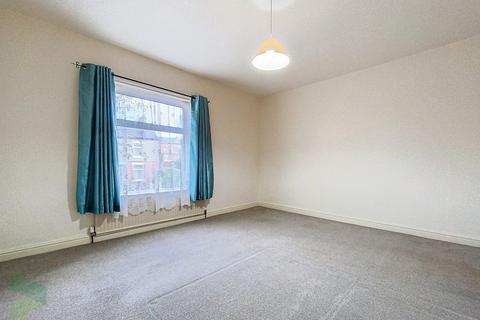 8 Beech Avenue, Darwen, BB3 3AF