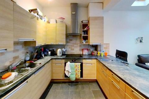 6 bedroom house to rent, Tiverton Road, Birmingham B29