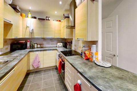 6 bedroom house to rent, Tiverton Road, Birmingham B29