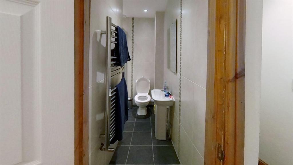 219-Tiverton-Road-Ba