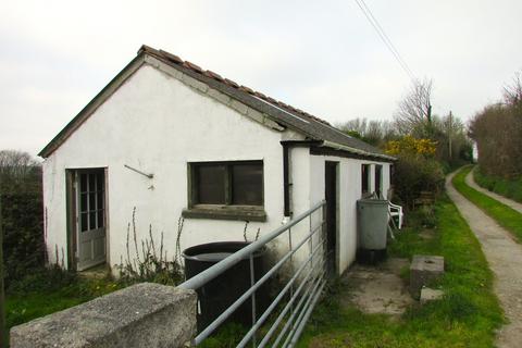 Equestrian property to rent, Little Carnhot Farm, Truro TR4