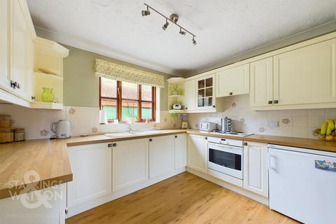 4 bedroom detached house for sale, Kirstead Green, Kirstead, Norwich