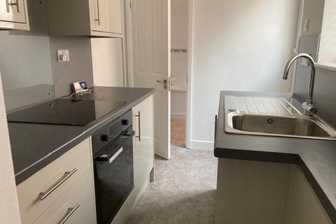 3 bedroom terraced house to rent, Cross Street, Lincoln