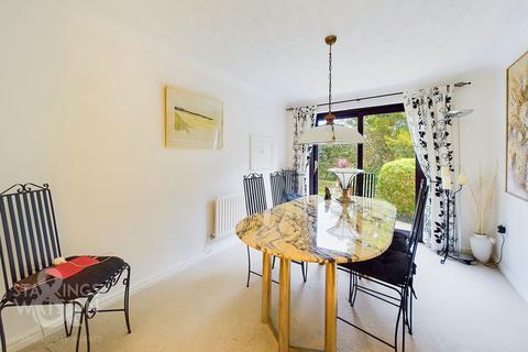 4 bedroom detached house for sale, Bishops Close, Thorpe St. Andrew,