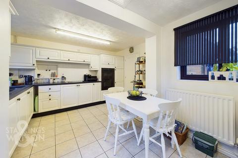 46 Bishops Close, Norwich, NR7 0DY